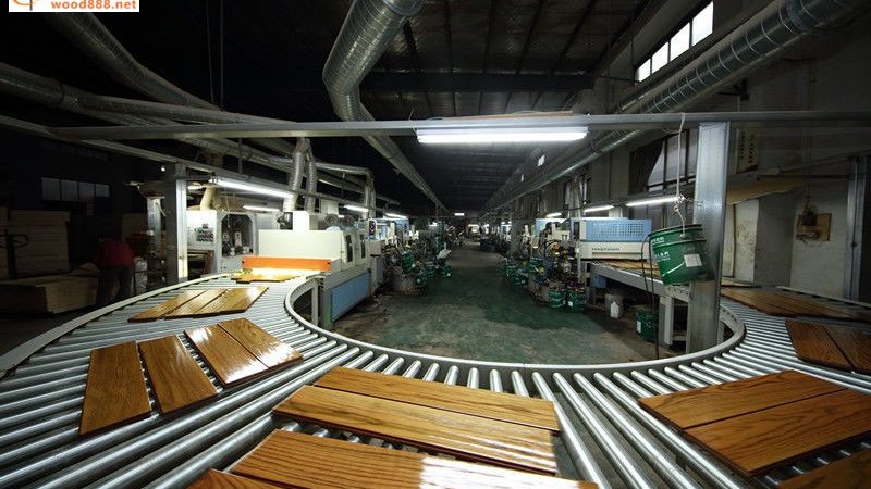 农村自建房地板选择：实木与实木复合地板的较量